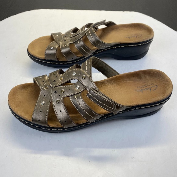 Shoes - Clarks Bendable Womens Sandals Wedge Slip On Metallic‎ Bronze Strappy  Size 10 M